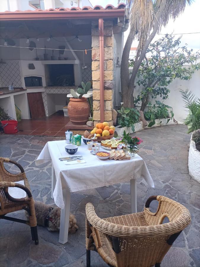 Ca' Margo Hotel Calasetta Szoba fotó